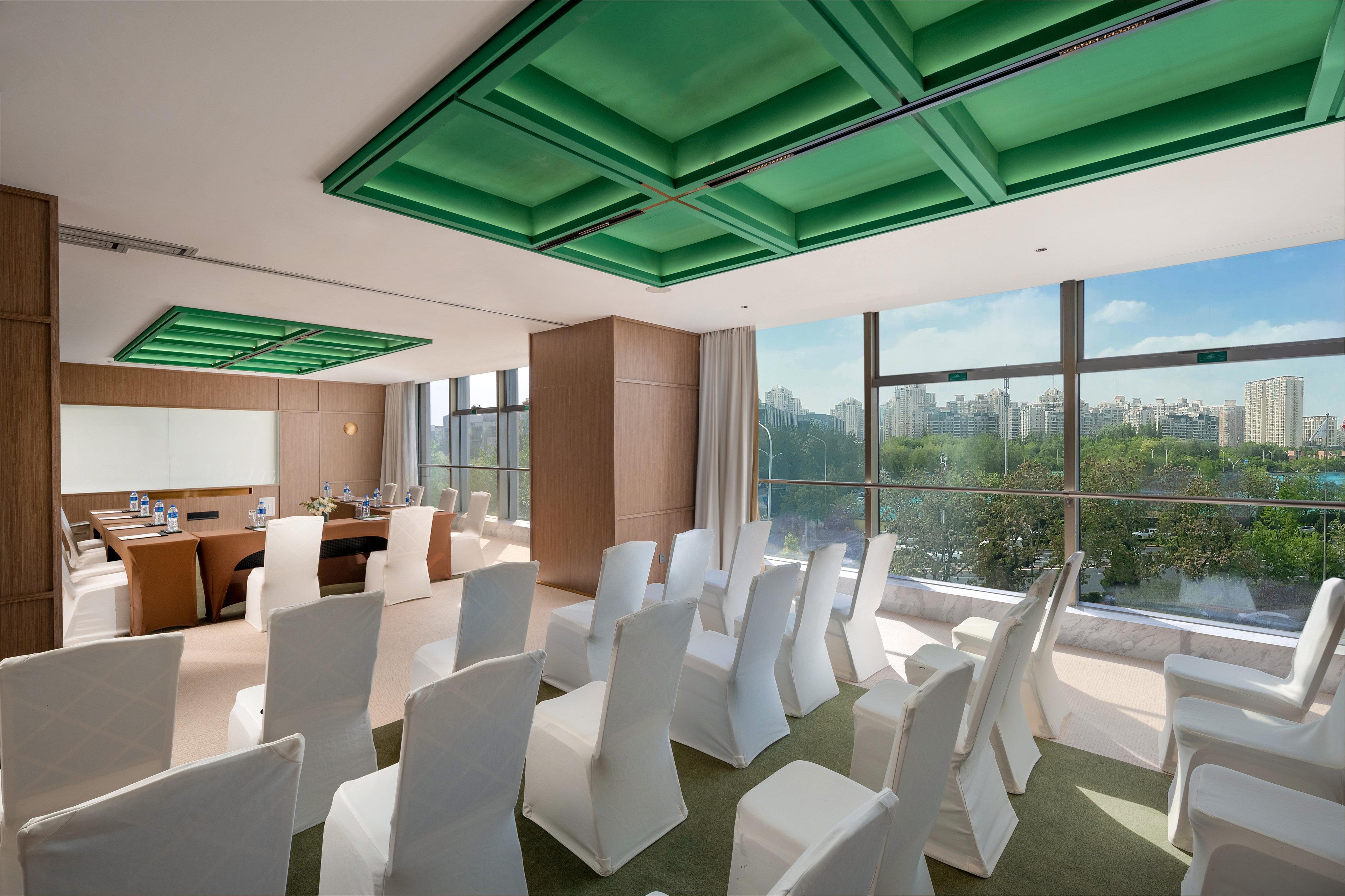 Holiday Inn Beijing Focus Square, An Ihg Hotel Exterior photo