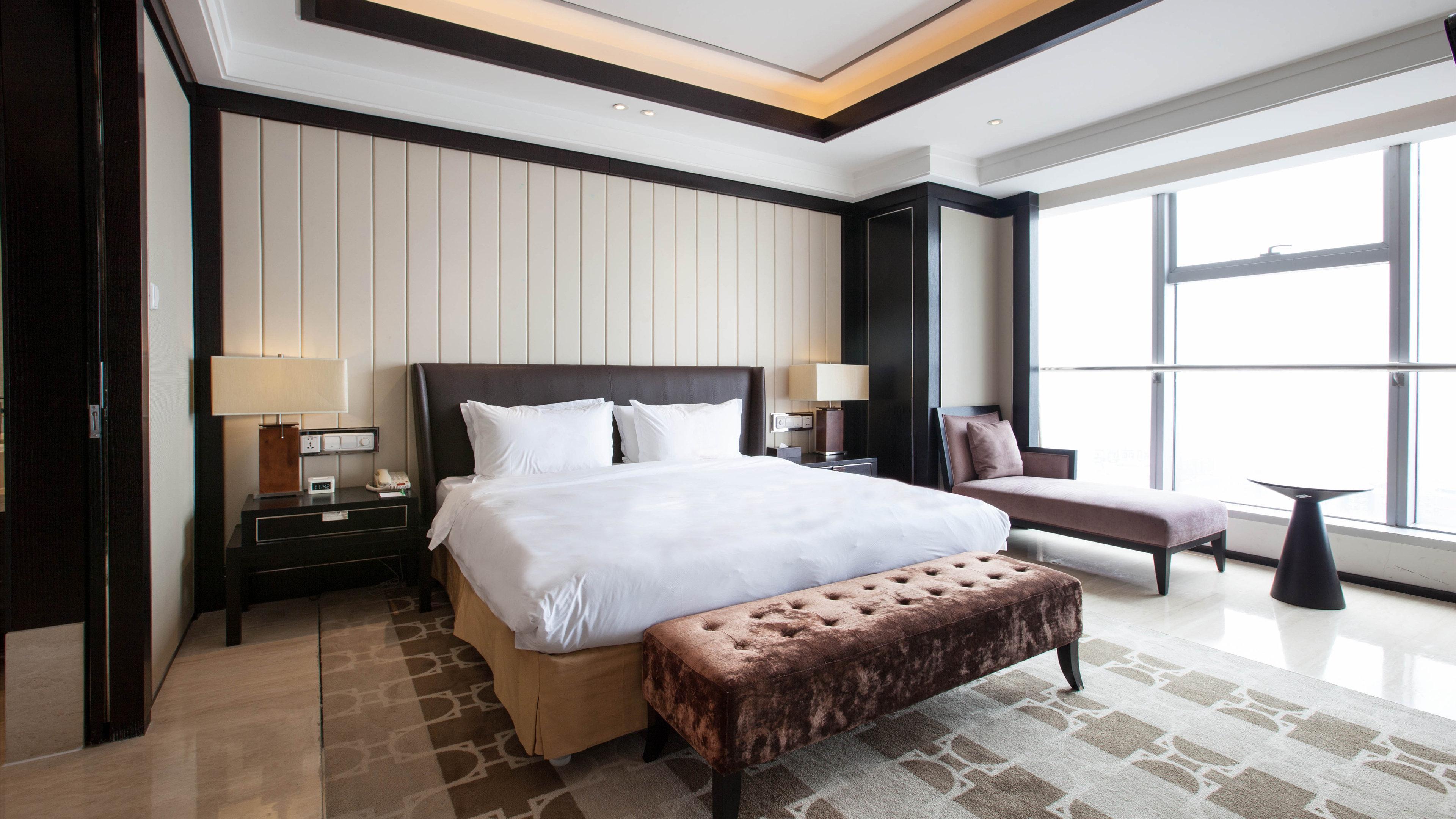 Holiday Inn Beijing Focus Square By Ihg Exterior photo