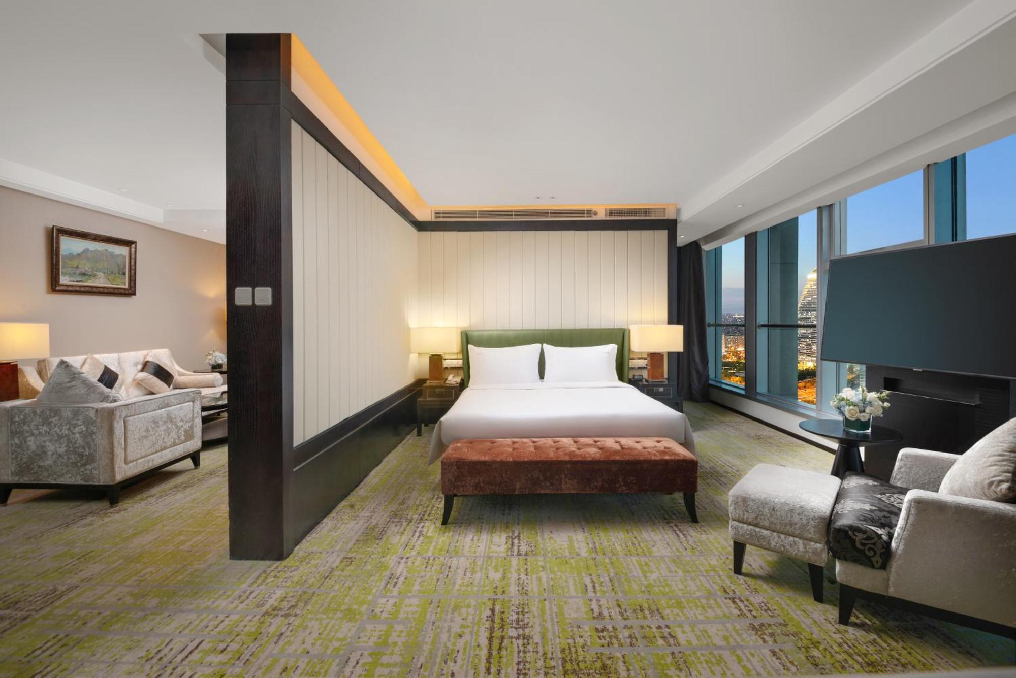 Holiday Inn Beijing Focus Square By Ihg Exterior photo
